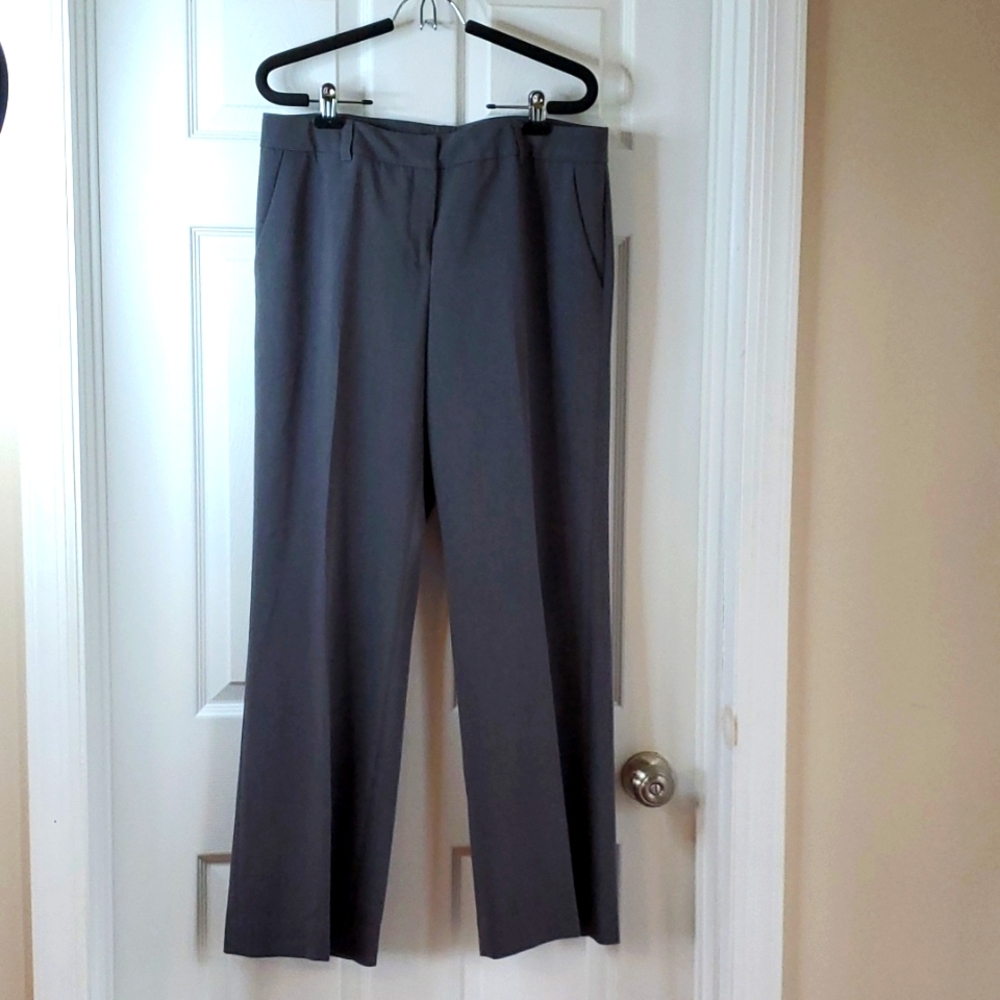 Attitude by Jay Manuel grey wide leg dress pants sz 12 perfect condition